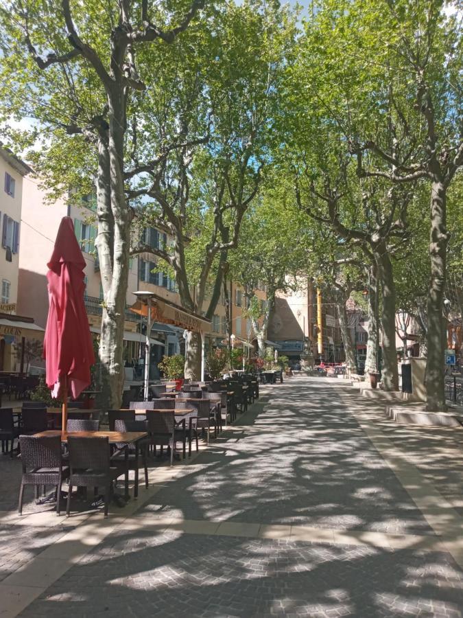 Peggy Apartment Cotignac Luaran gambar